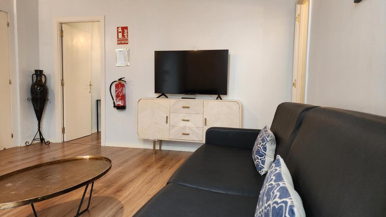 Barrio Gotico Apartments Ferran برشلونة المظهر الخارجي الصورة
