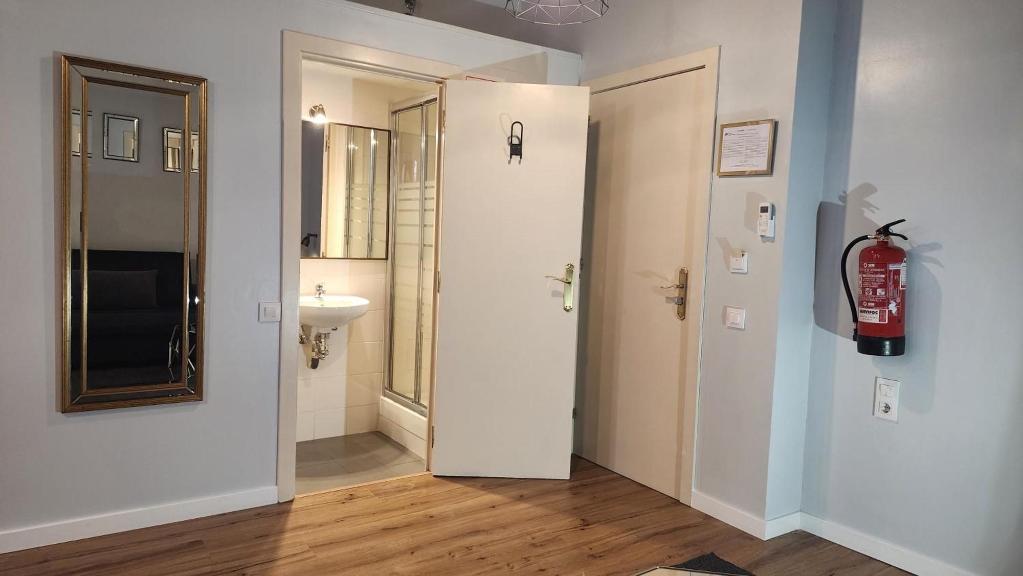 Barrio Gotico Apartments Ferran برشلونة المظهر الخارجي الصورة